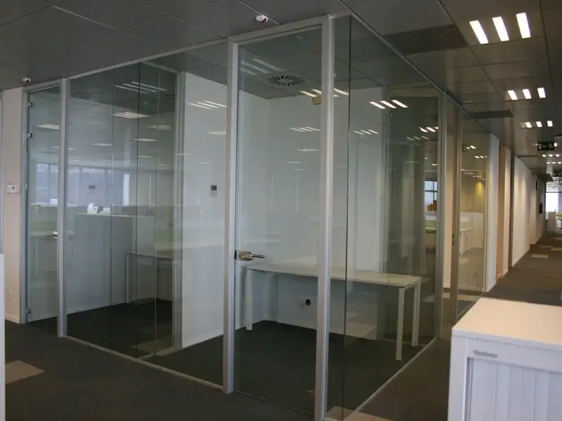 BP — Aluminium and glazed office partitions BP project — image 6