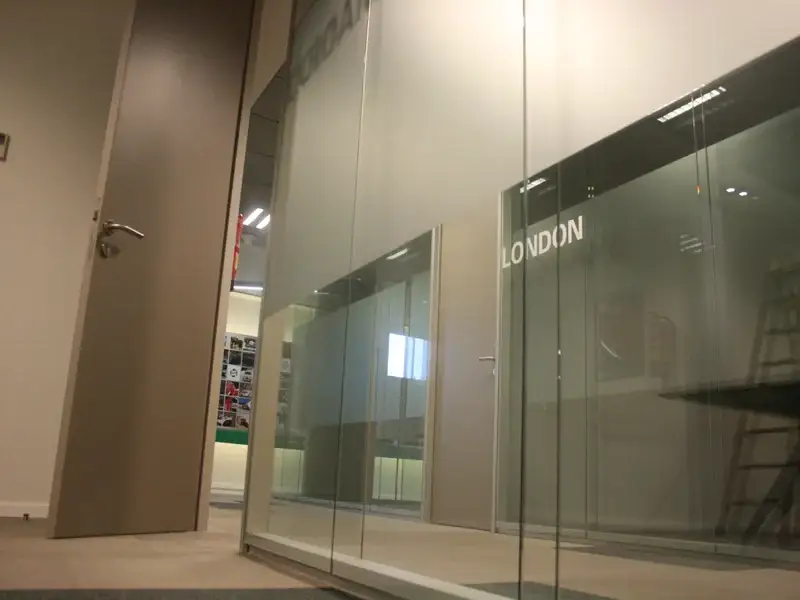 BP — Aluminium and glazed office partitions BP project — image 16
