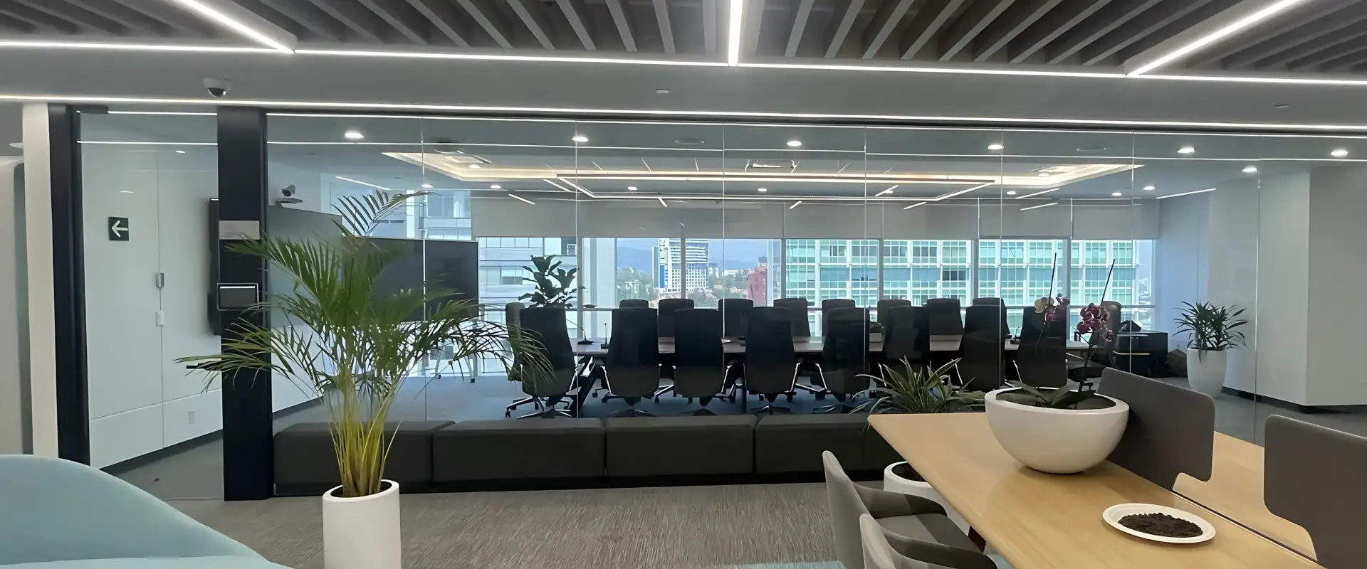 Huawei — styleSMART office partitions Huawei project — image 4