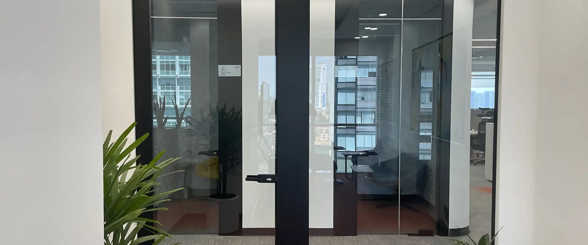 Huawei — styleSMART office partitions Huawei project — image 5