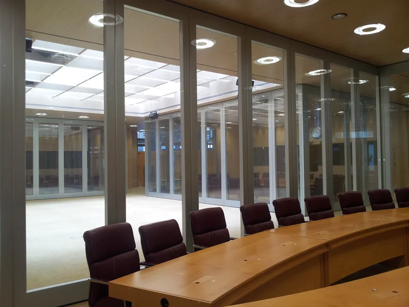 Muros Tabiques Móviles de vidrio doble acústicos OAMI